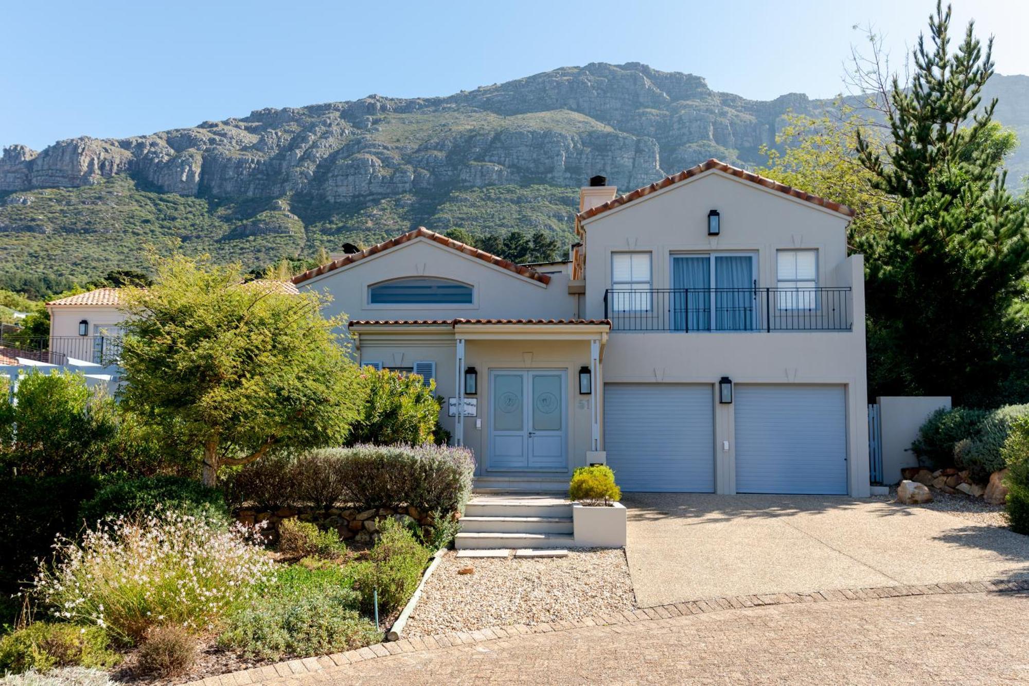Luxe Family Home With Solar Power In Secure Hout Bay Estate Cape Town Exterior photo